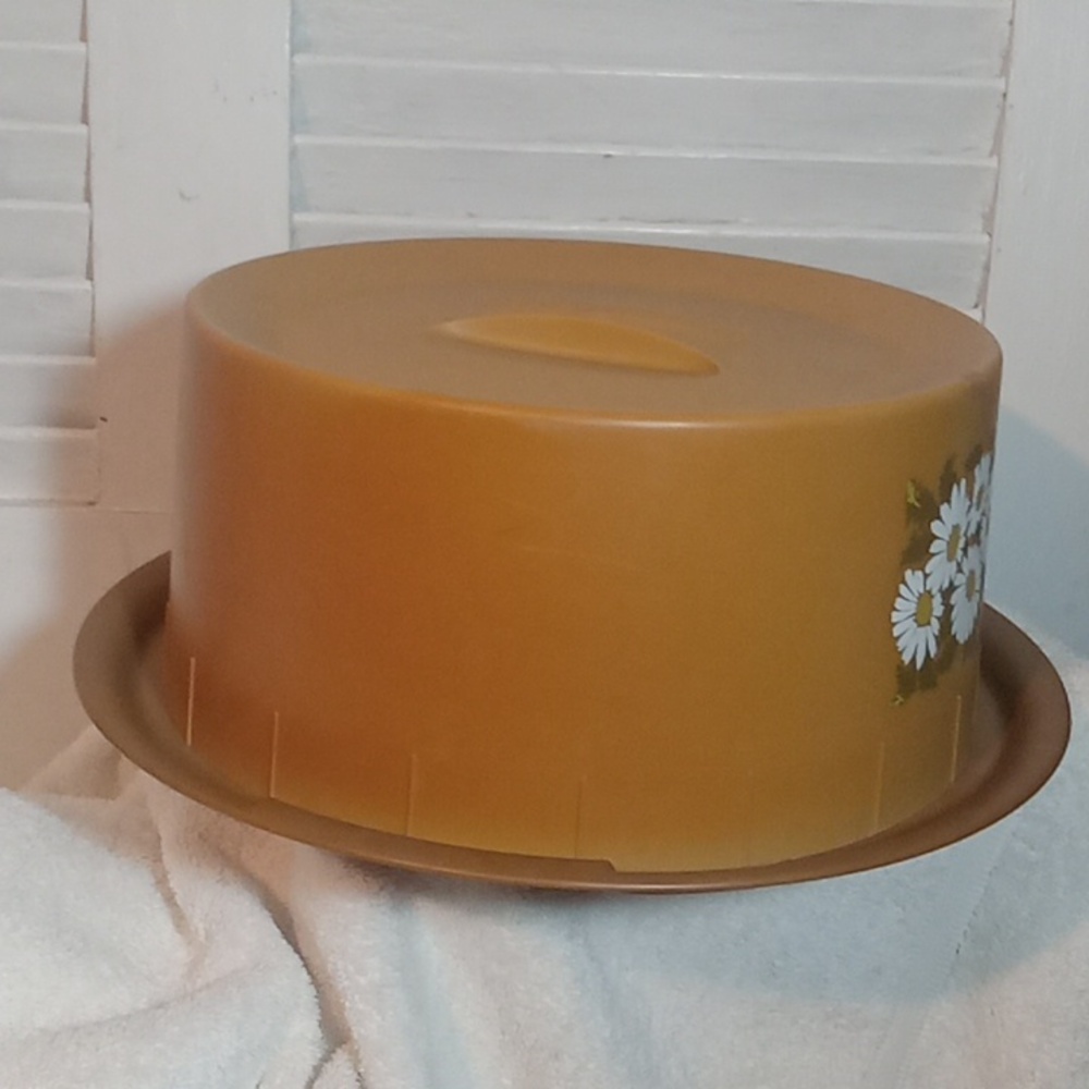 Vintage Cake Dish - Picture 2 of 5